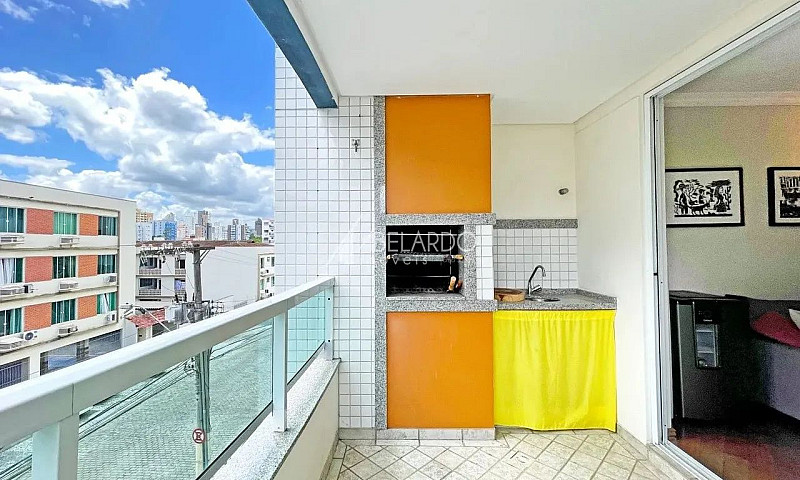 Apartamento Semimobi...
