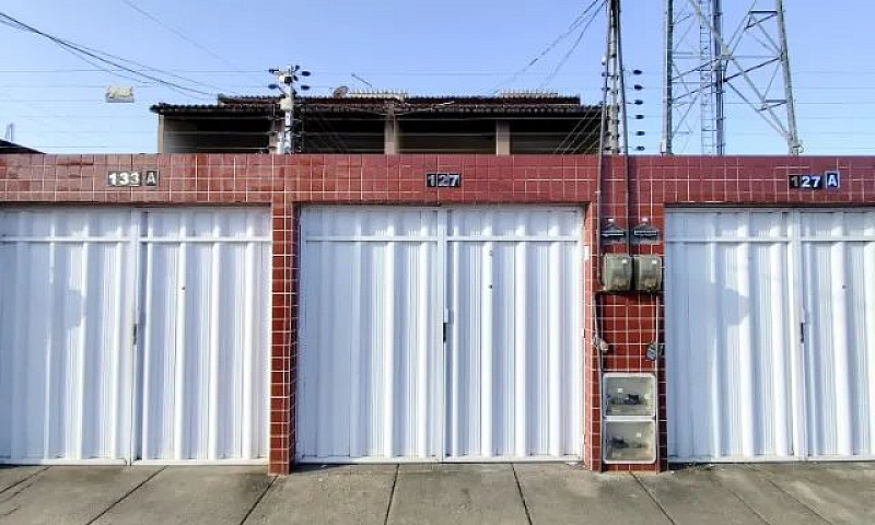 Casa Com 2 Quartos E...
