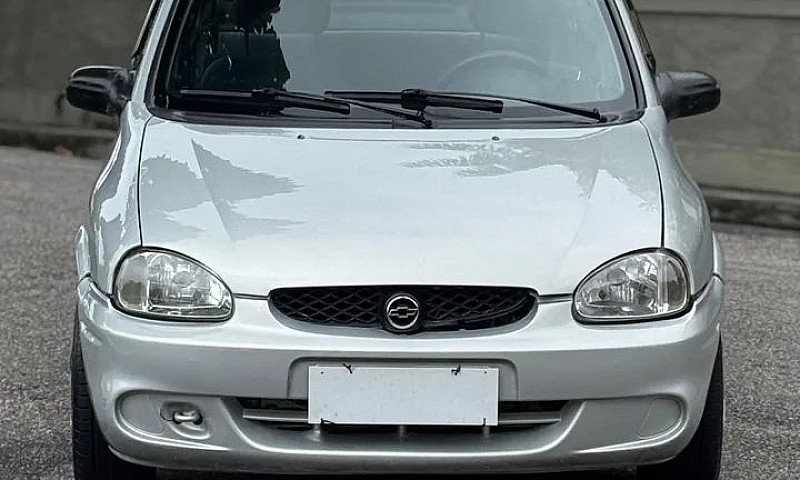 Chevrolet Corsa Sed....