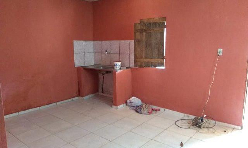 Casa 3/4 Em Castanha...