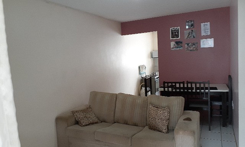 Casa Com Dois Quarto...