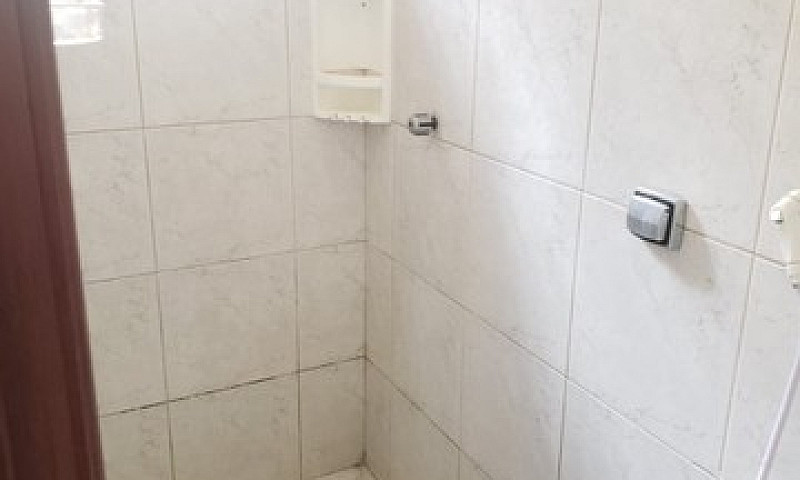 Casa Com 4/ Suítes E...