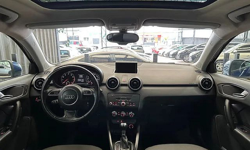 Audi A1 Tfsi - 2012 ...