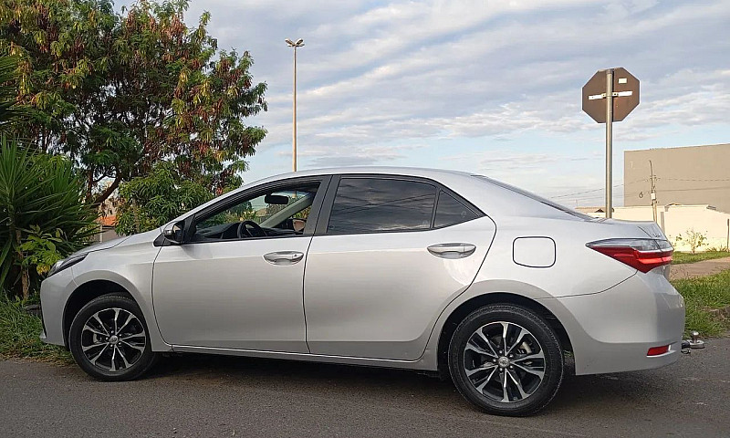 Toyota Corolla Gli U...