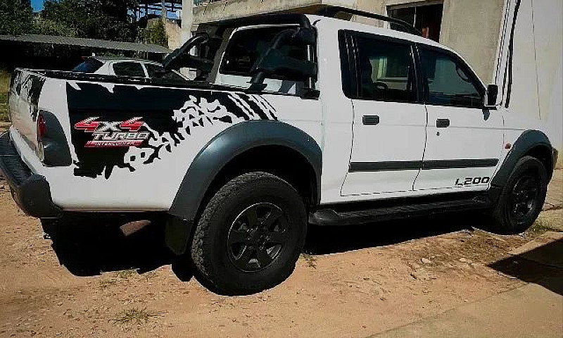 L200 Outdoor Muito C...