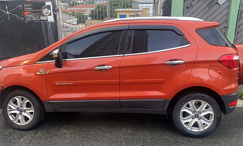Ford Ecosport Titani...