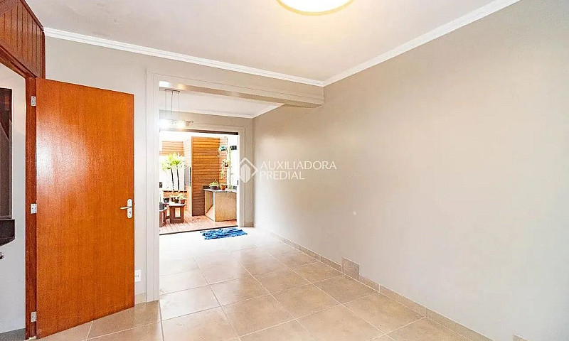 Casa Em Condomínio 2...