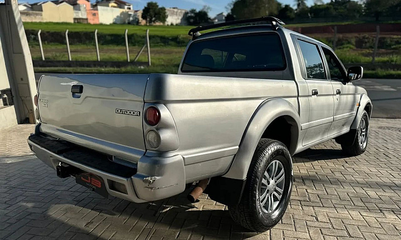Mitsubishi L200 2.5 ...
