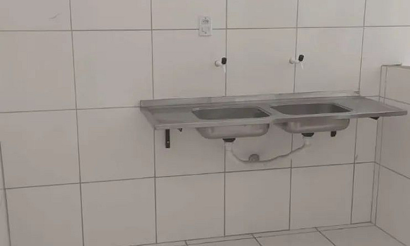 Casa Com Dois Quarto...