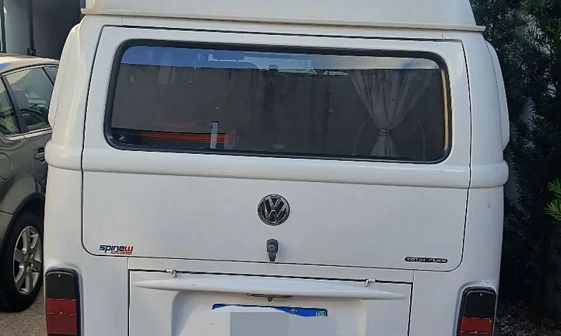 Volkswagen Kombi Sta...