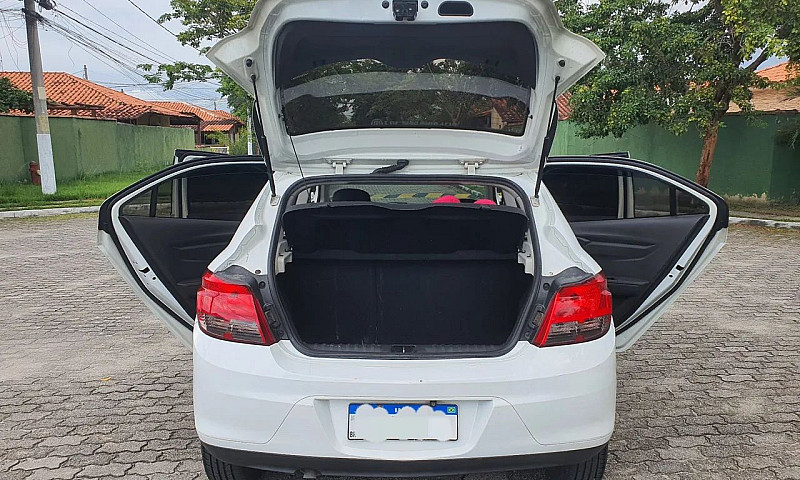 Chevrolet Onix Hatch...