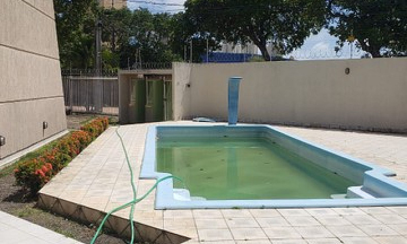 Casa Com 4/ Suítes E...