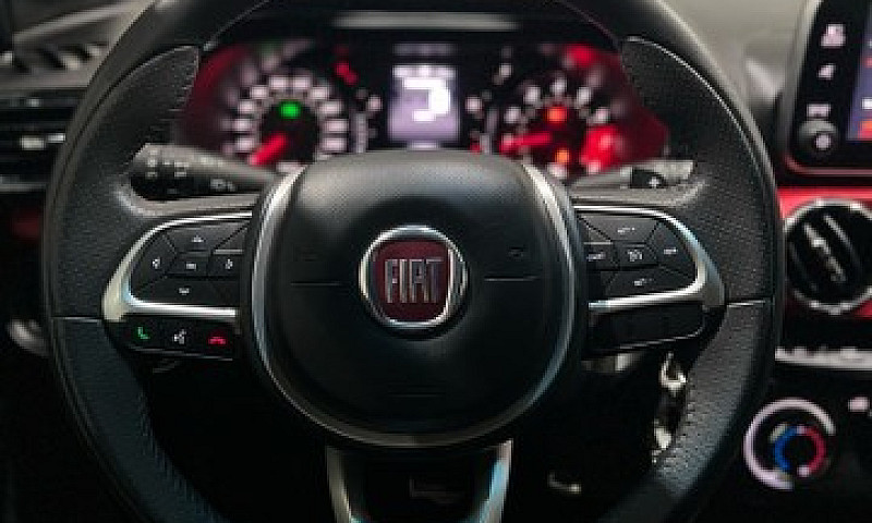 Fiat Argo 1.8 Hgt 20...