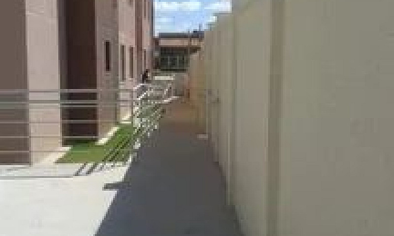 Aluga-Se Apartamento...