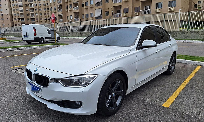 Bmw 320I Active Rari...
