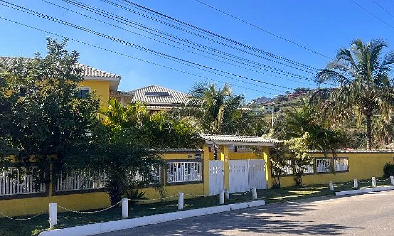 Casa Tem Frente Para...