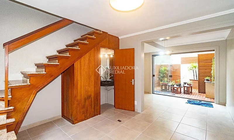 Casa Em Condomínio 2...