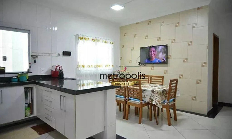 Sobrado À Venda, 300...