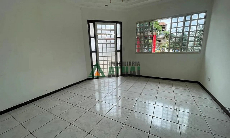 Casa Com 03 Quartos ...