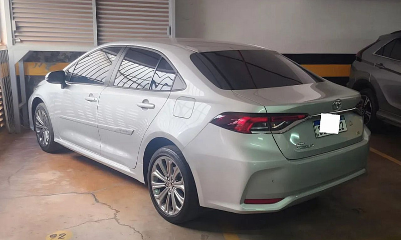 Toyota Corolla Xei 2...