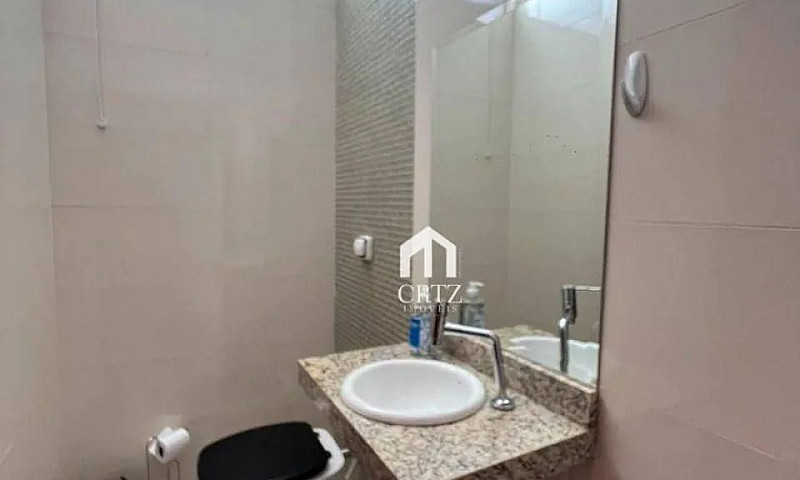 Casa Com 3 Dormitóri...