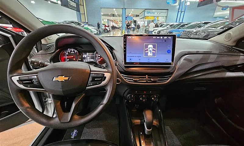 Chevrolet Onix Hatch...