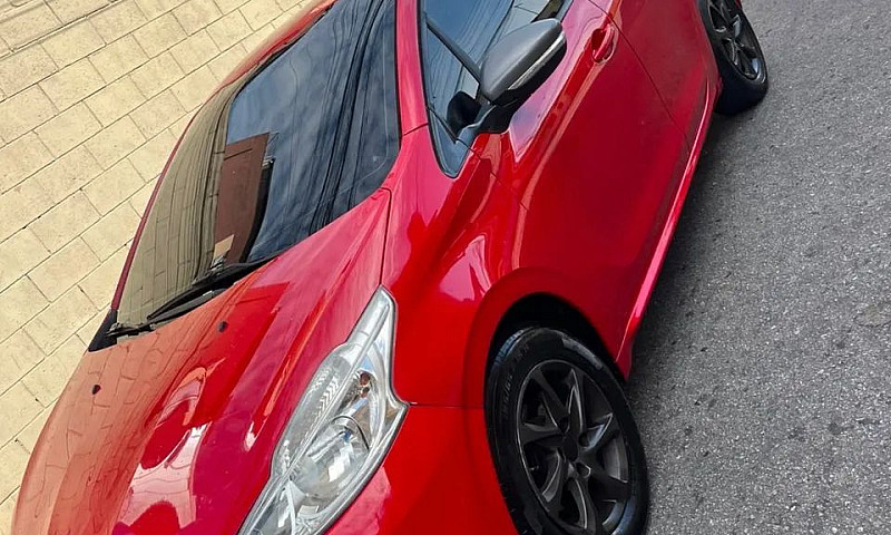 Peugeot 208 Active/A...