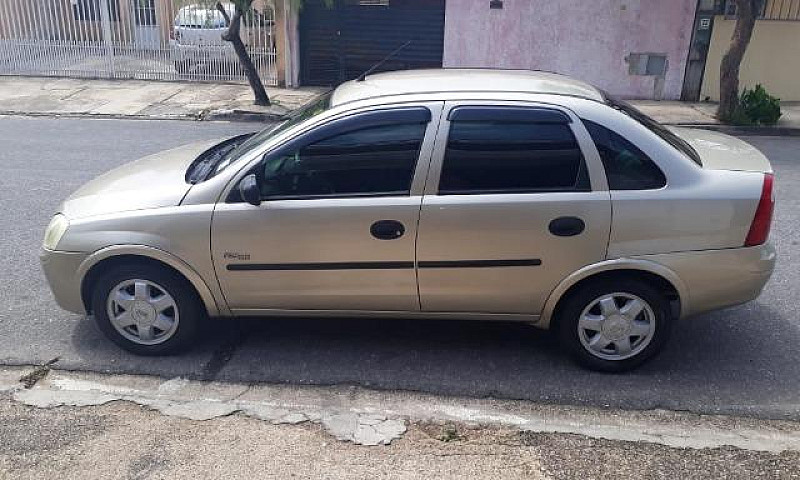 Gm - Chevrolet Corsa...