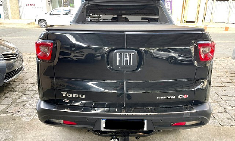 Fiat Toro Freedom 2....