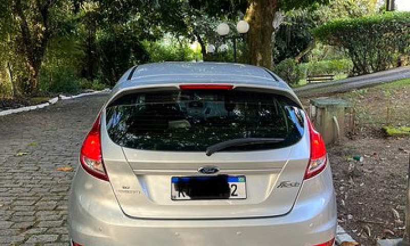 New Fiesta Ha Se 1.6...