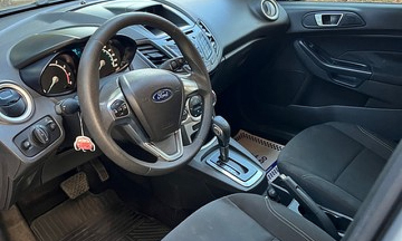 New Fiesta Ha Se 1.6...