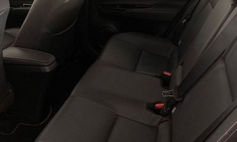 Toyota Yaris 2021 Xl...