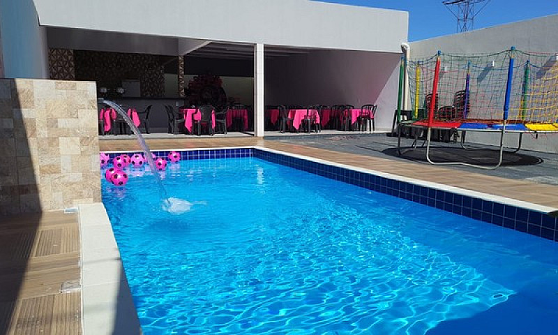 Vende-Se Espaço De F...