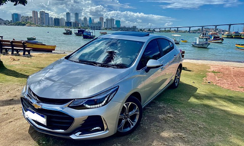Cruze Hatch Prenieri...