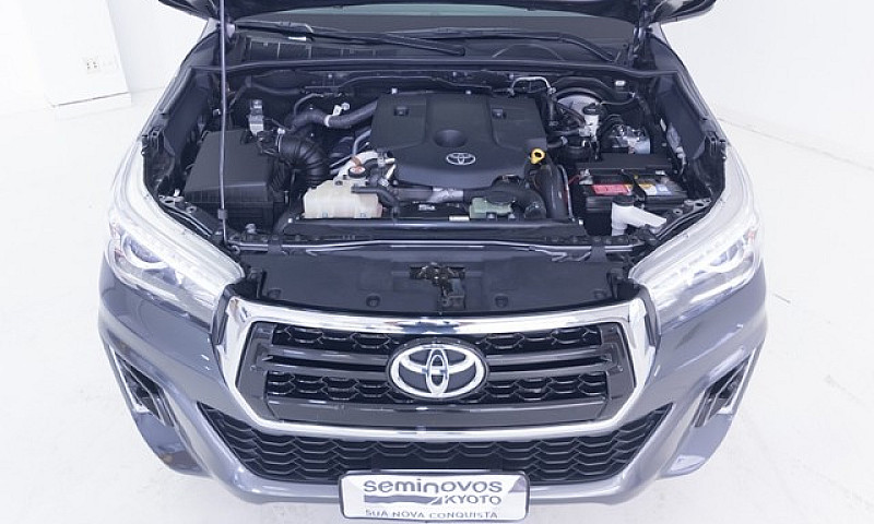 Toyota Hilux 2.8 Srx...