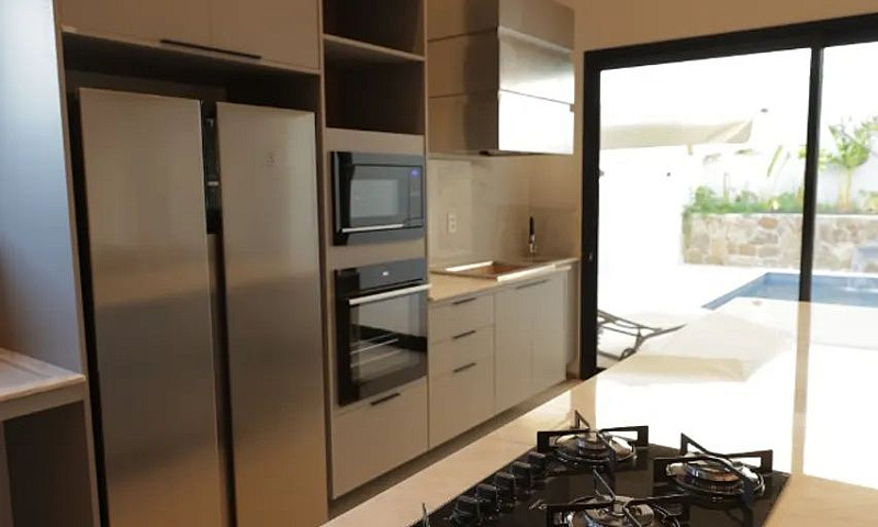 Casa Condomínio Alph...