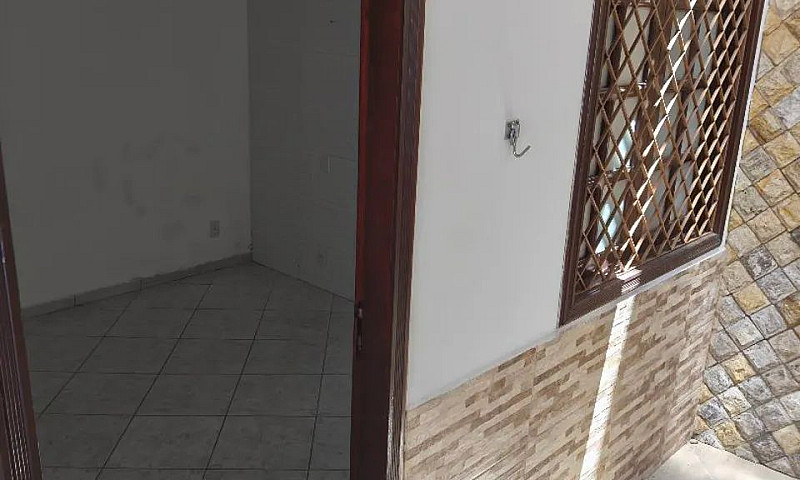 Alugo Casa No Turf P...