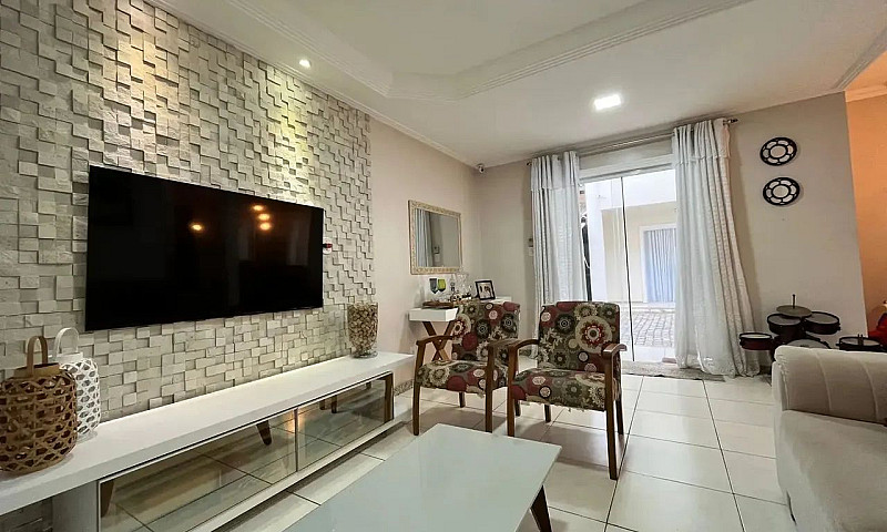 Casa À Venda No R. I...