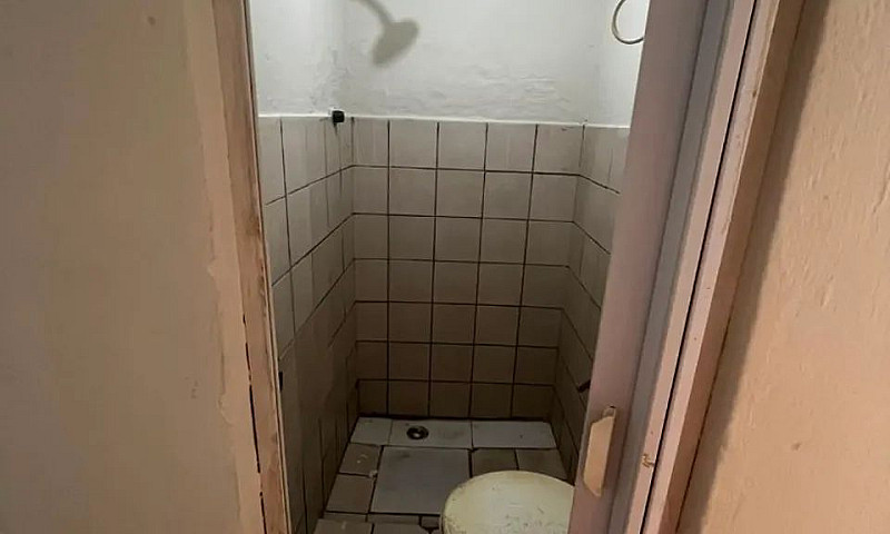 Aluga-Se Casa De Um ...