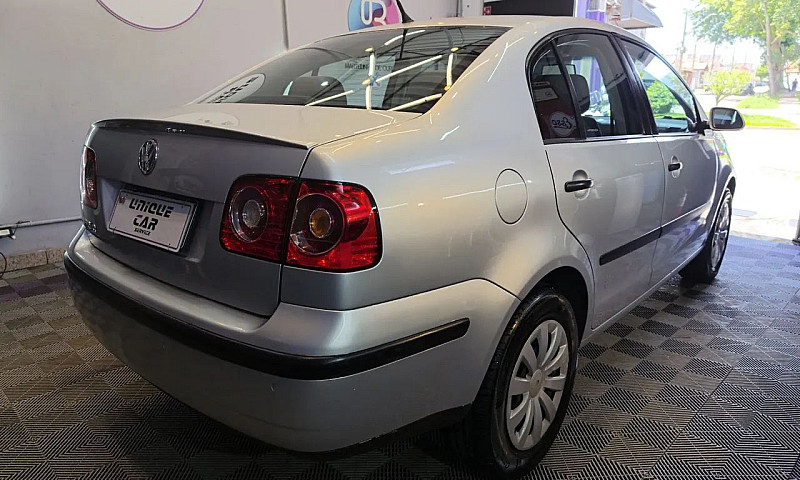 Volkswagen Polo Seda...