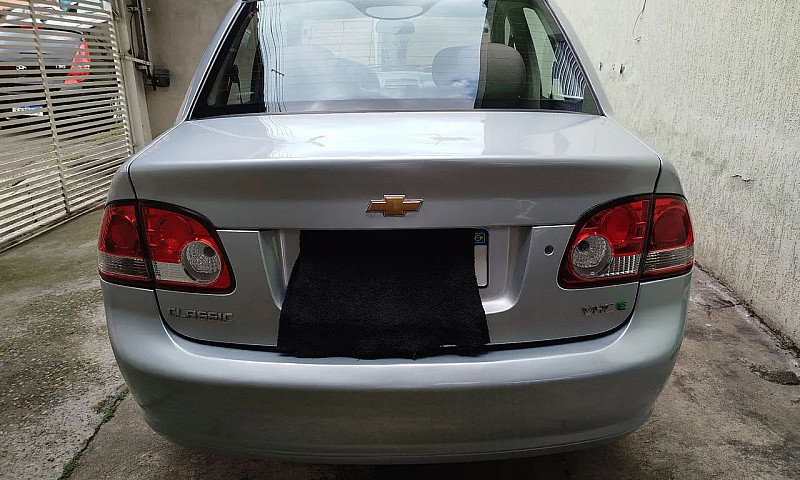 Chevrolet Classic Li...