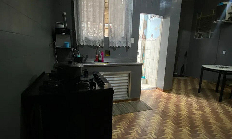 ? Aluga-Se Casa Em I...
