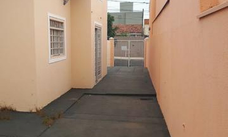 Casa No Residencial ...