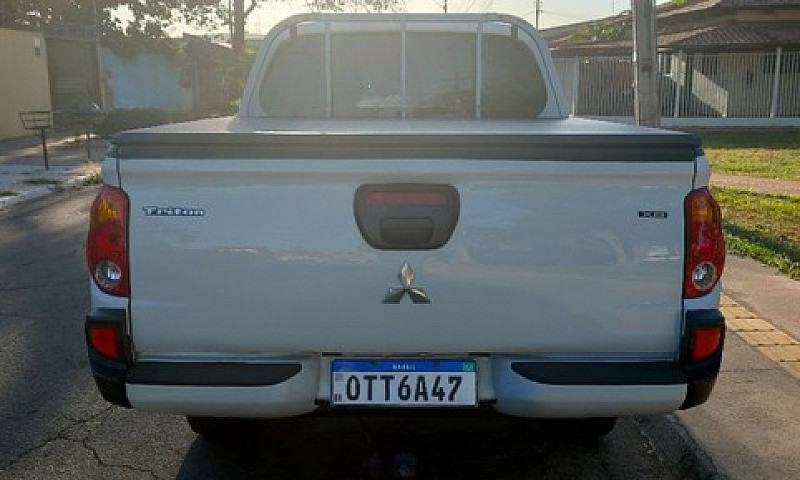 L200 Triton 3.2 Gl D...