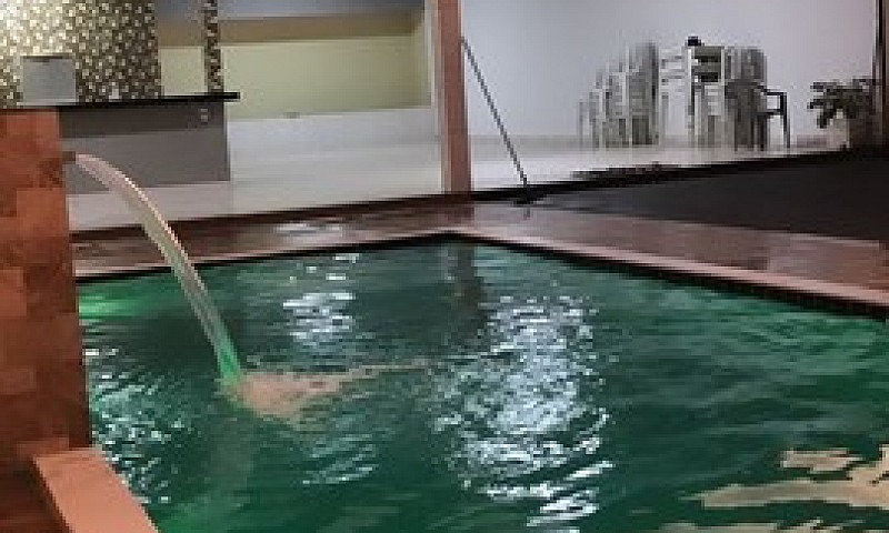 Vende-Se Espaço De F...