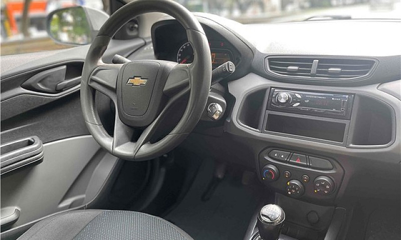Chevrolet Onix 2017 ...