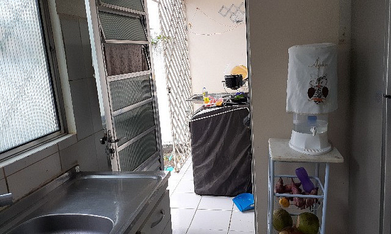 Casa Com Dois Quarto...