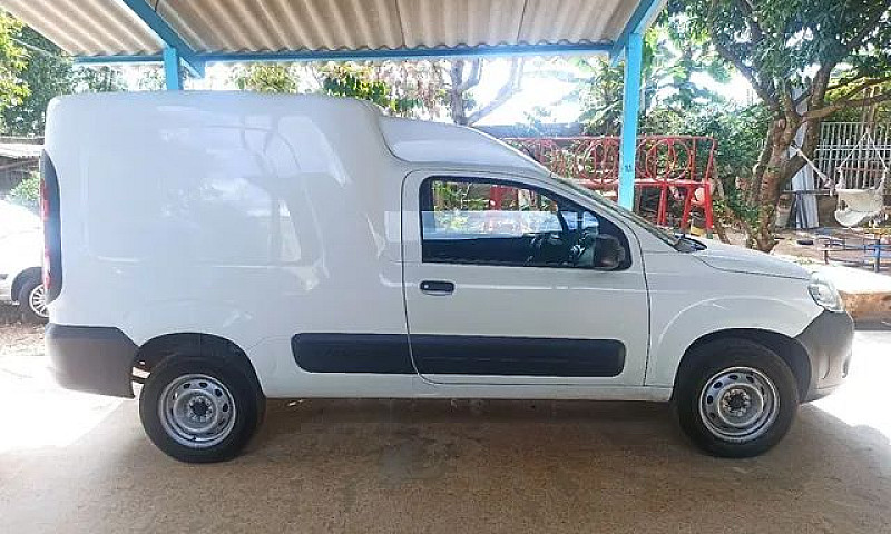 Fiorino Bau...