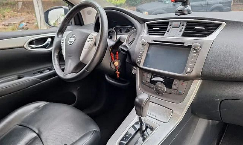 Vendo Nissan Sentra ...