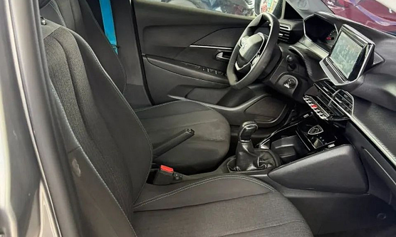 Peugeot 208 Style 1....